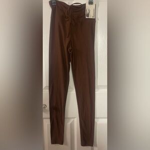 🔴 3/$12 Brown High-Waisted‎ Runched Leggings! NWT! Size XXS/XS